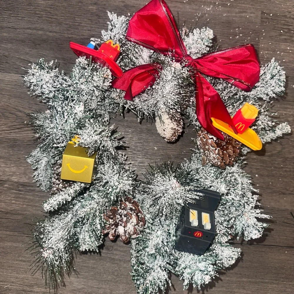 NWT McDonald’s ornaments Inspired 12in Christmas Wreath